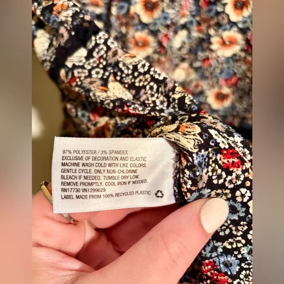 Women’s Knox Rose Multicolor Floral Tie Back Blouse with Tassels Sz XS Oversized - Picture 15 of 16